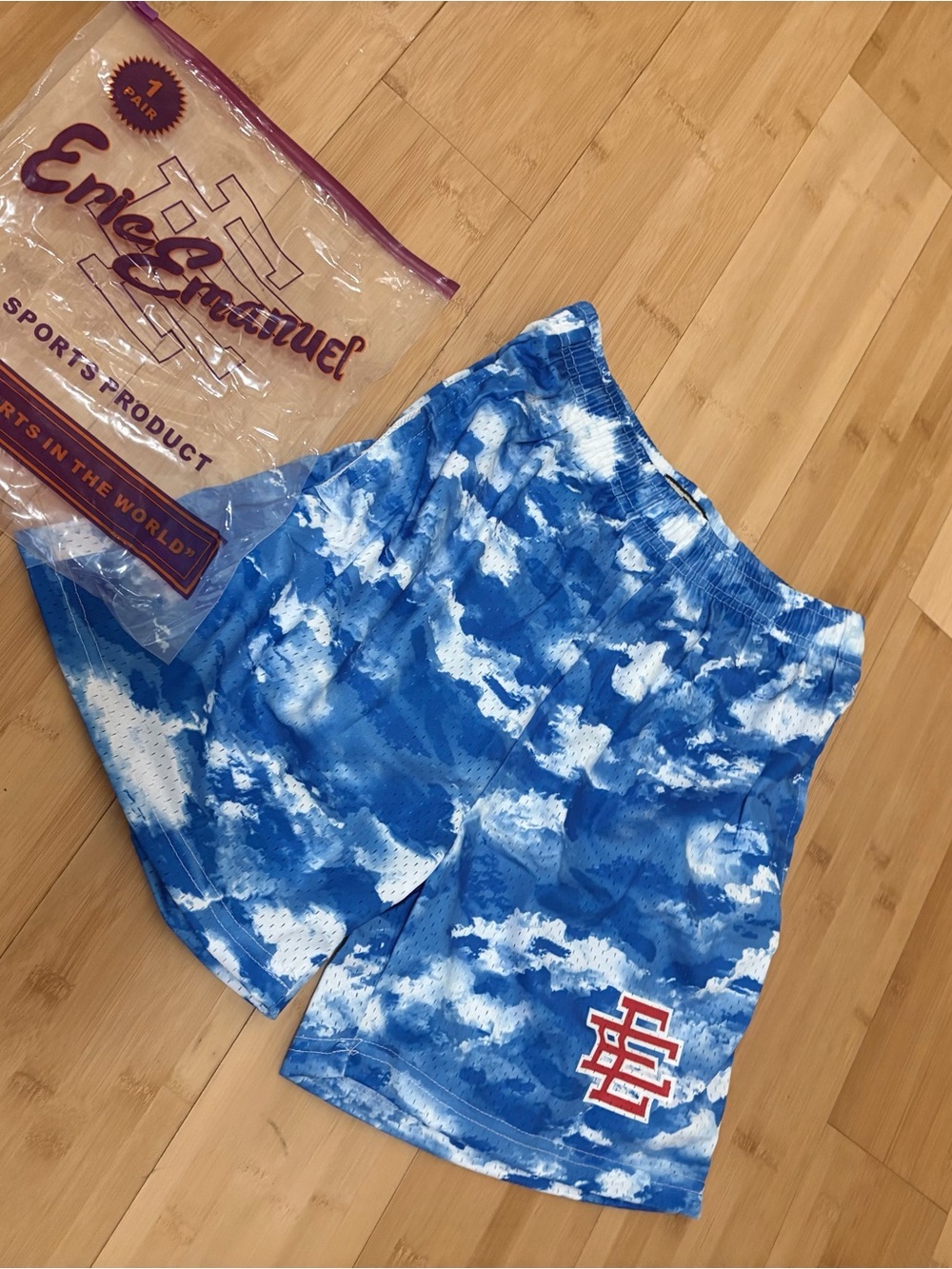 Eric Emanuel Shorts - Medium (EE)